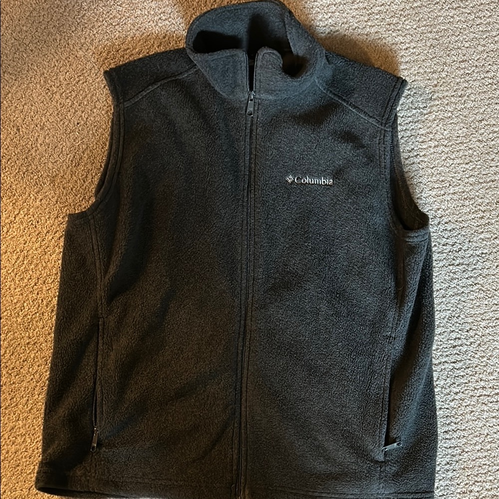 Men’s Gray Columbia Black Fleece Vest Size L